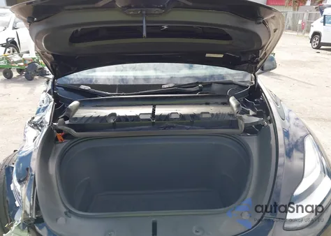 2022 Tesla Model Y Long Range Dual Motor All-Wheel Drive from USA, damaged, VIN 7SAYGDEE7NF319241